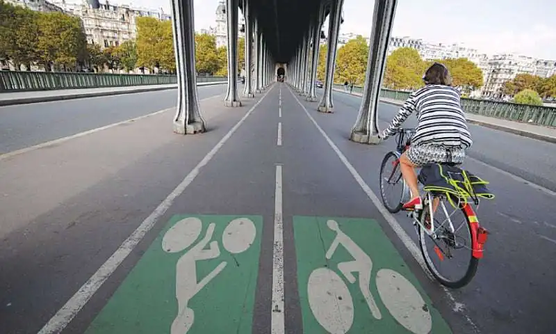 ciclisti a parigi 