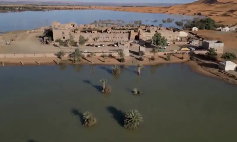 deserto del sahara allagato in marocco 8