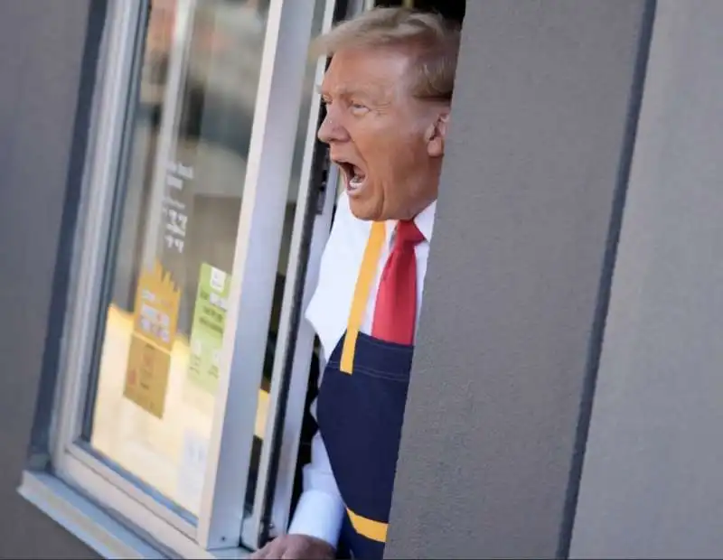 donald trump cameriere al drive through del mcdonald in pennsylvania   6