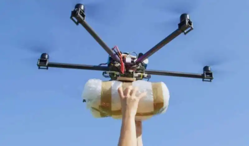 droga trasportata con un drone  4