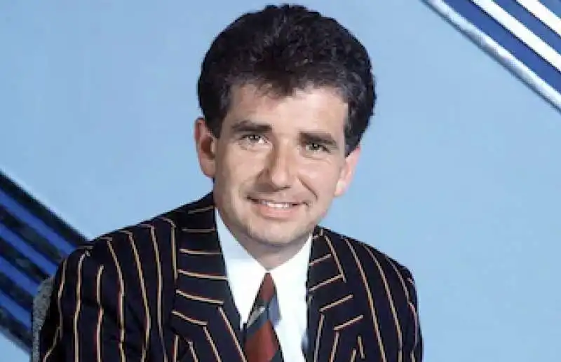 Elton Welsby  