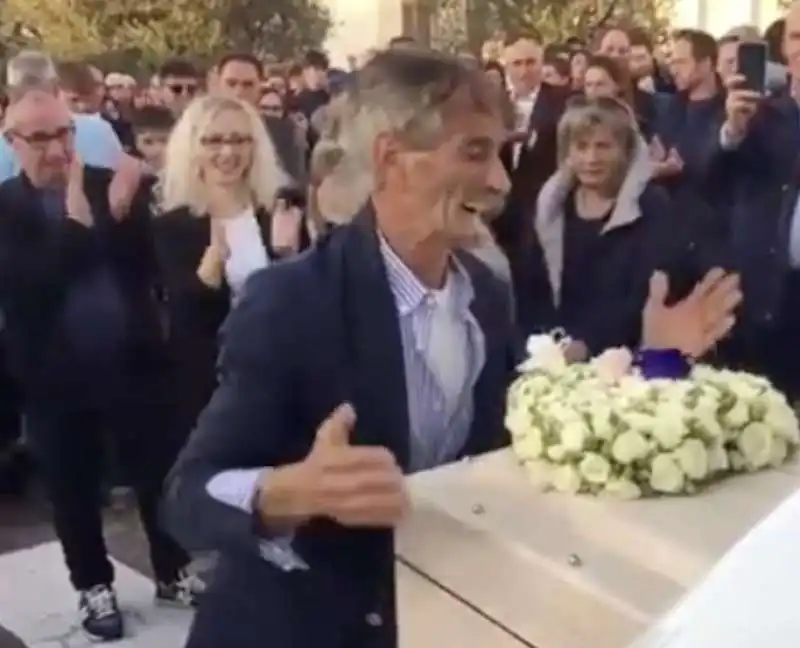 gino gentilin al funerale del nipote kevin   1