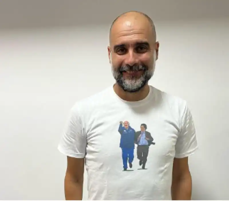 guardiola con la maglietta di mazzone