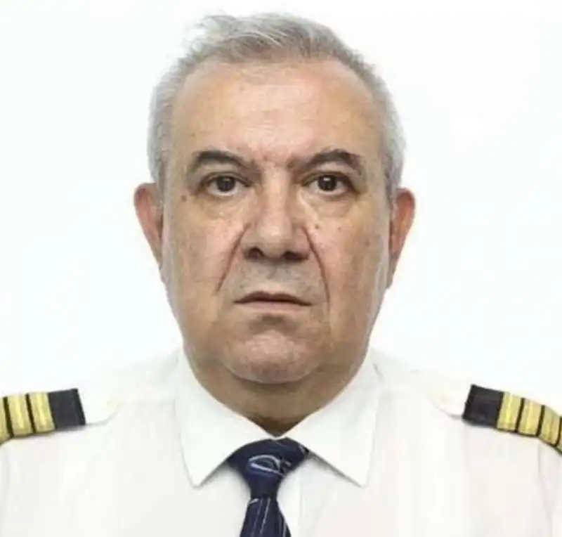 ilcehin pehlivan   il pilota della turkish airlines morto in volo 