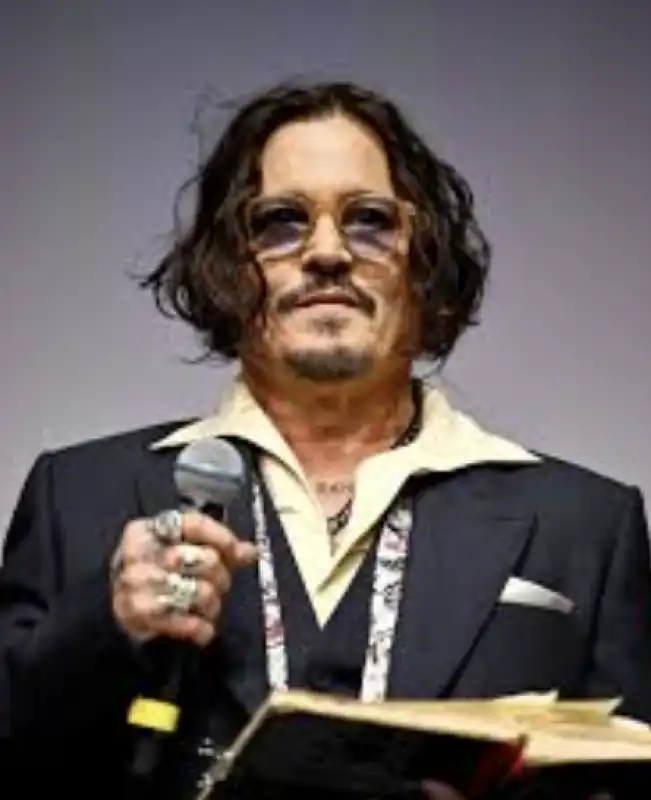 johnny depp alla festa del cinema di roma 2