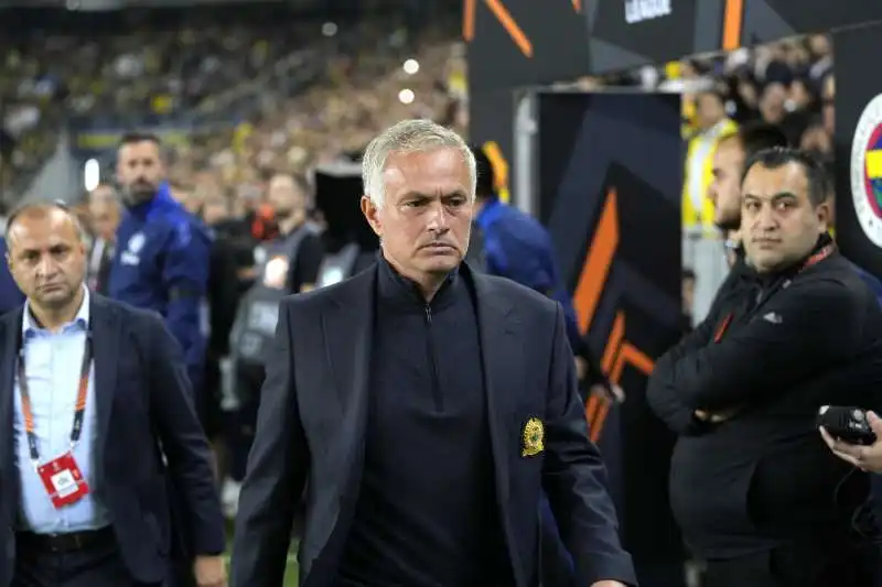 JOSE MOURINHO - FOTO LAPRESSE