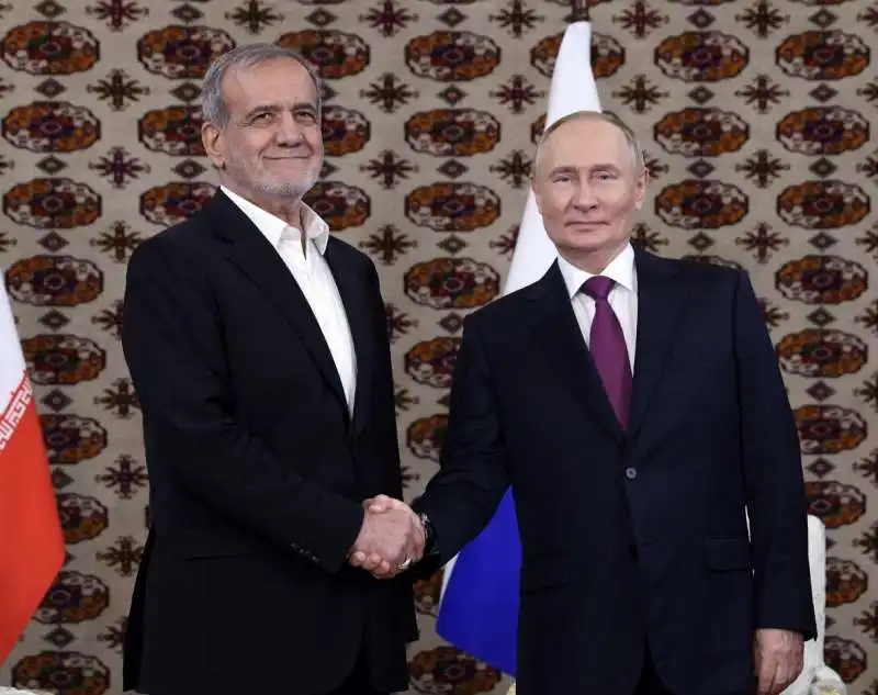 MASOUD PEZESHKIAN E VLADIMIR PUTIN