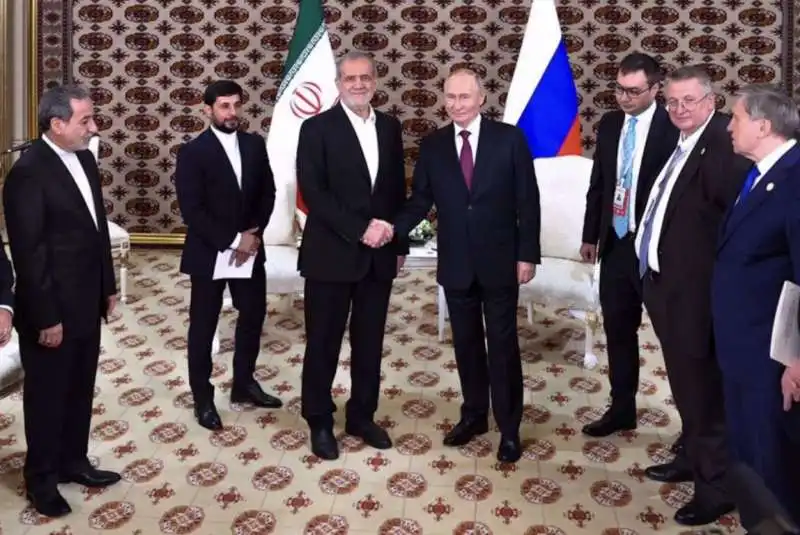 MASOUD PEZESHKIAN E VLADIMIR PUTIN