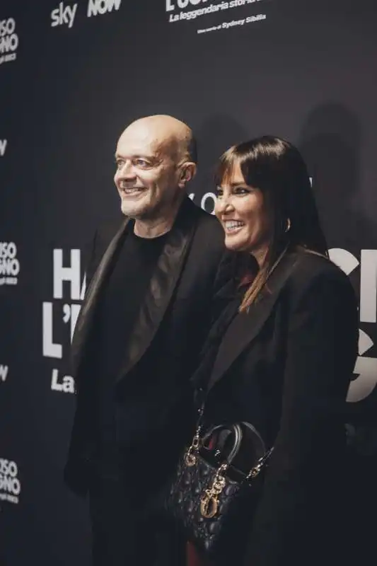 max pezzali e debora pelamatti