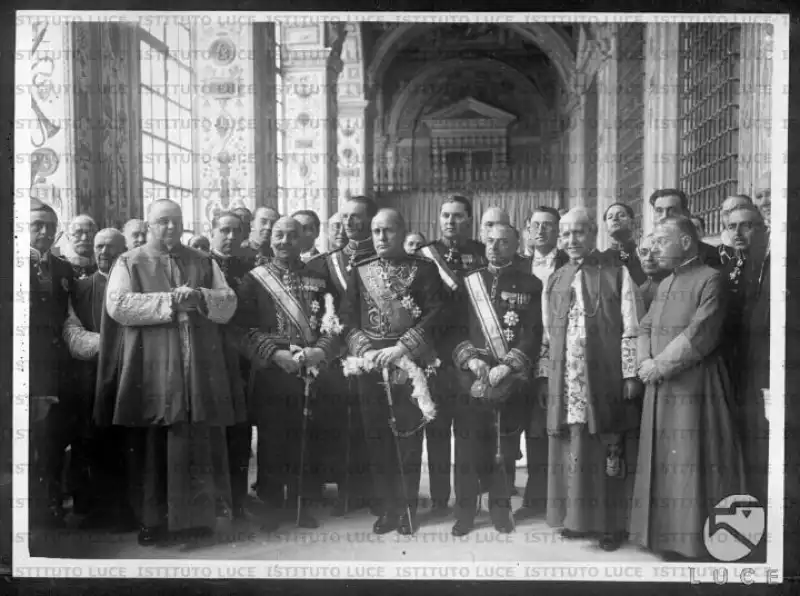 Mussolini in Vaticano