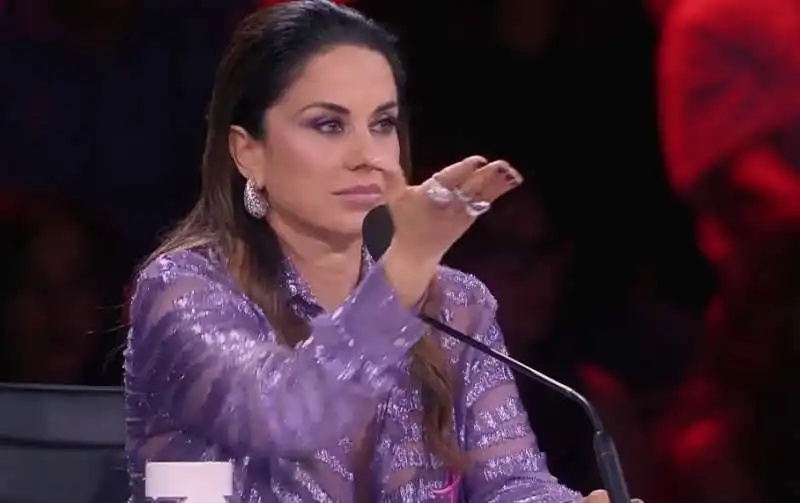 paola iezzi x factor 