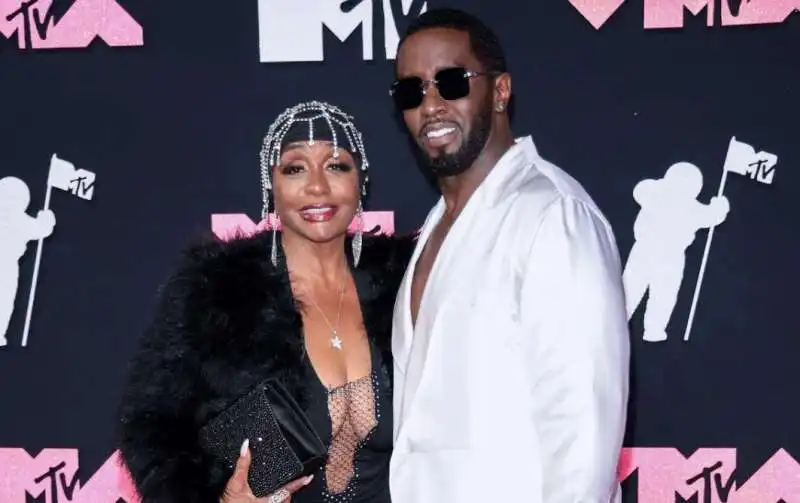 puff daddy e la madre janice combs  6