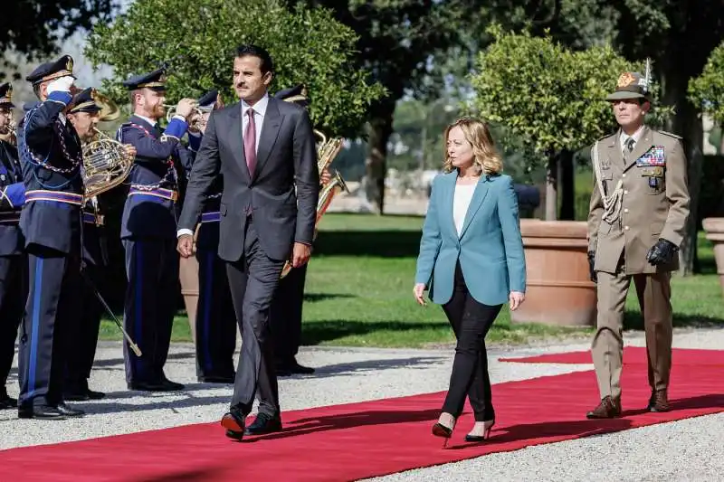 sheik tamim bin hamad al thani e giorgia meloni a villa pamphilj    foto lapresse 