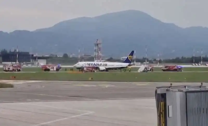 volo ryanair fermo orio al serio   3