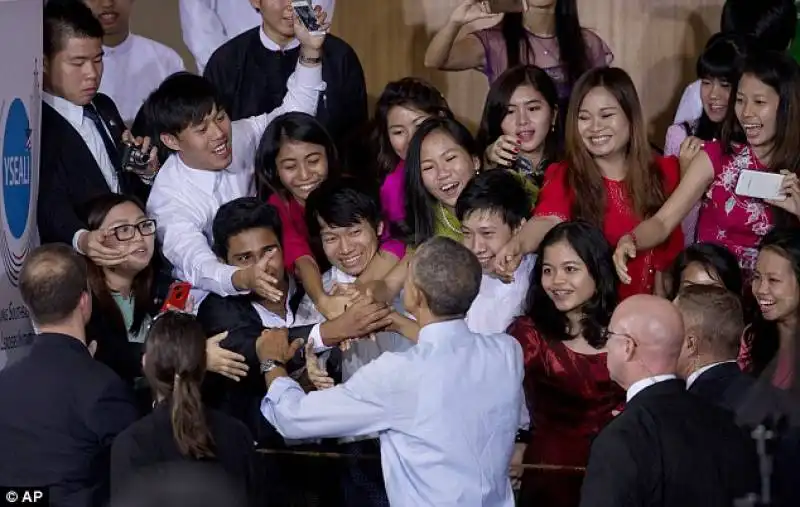 barack obama incontra aung san suu kyi 17