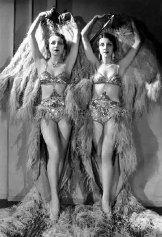 burlesque 1936 2