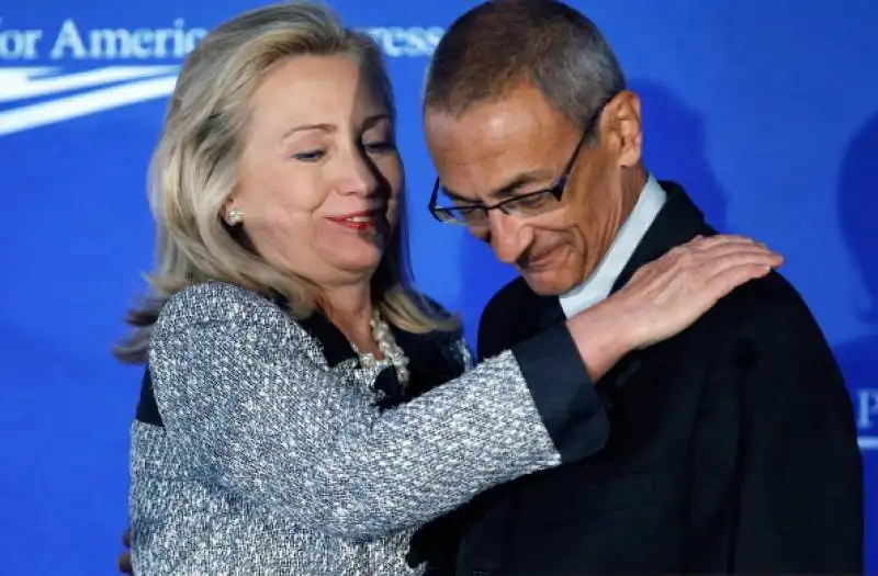 hillary clinton e john podesta