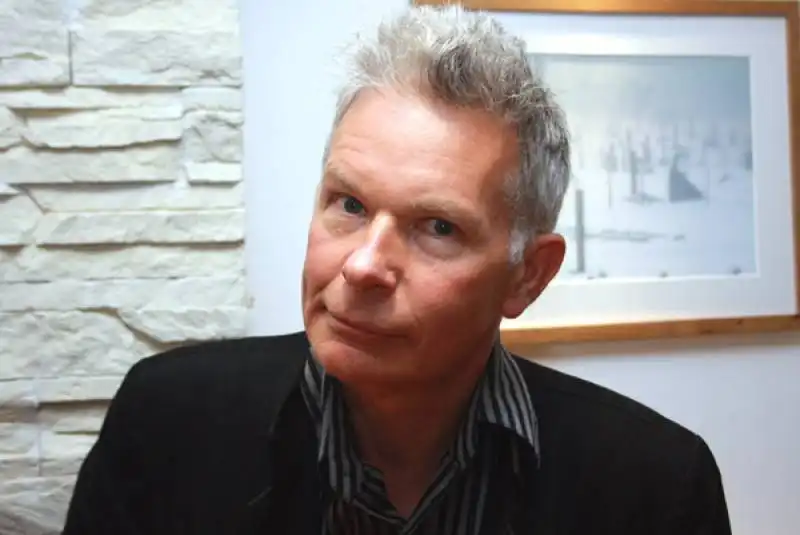 Julien  Temple