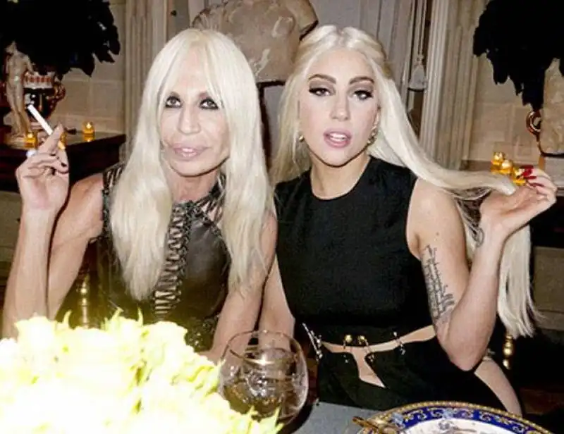 lady gaga e donatella versac e 2