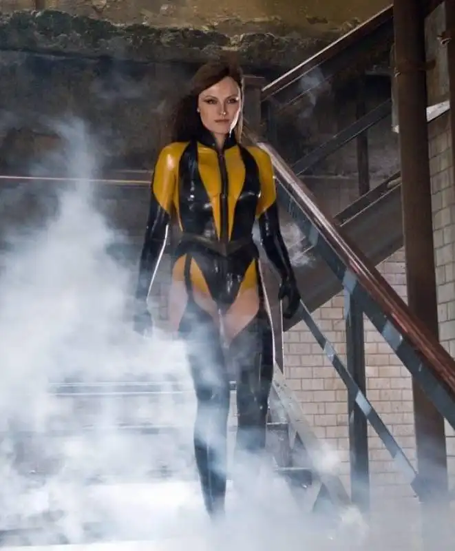 malin akerman in watchmen