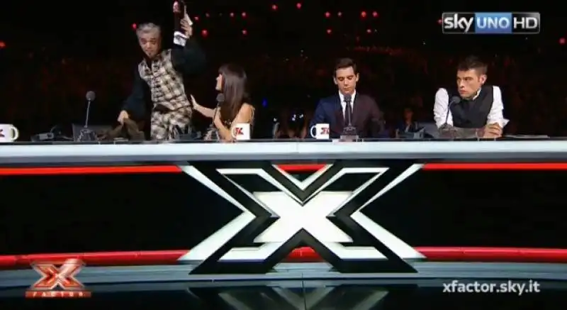 morgan lascia lo studio di xfactor