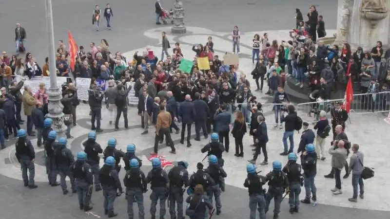 proteste renzi catania 5