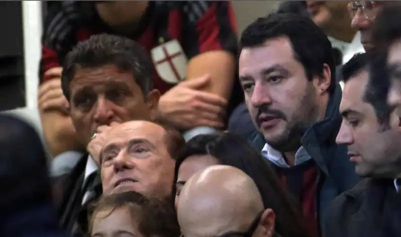 berlusconi e salvini allo stadio per milan atalanta   10