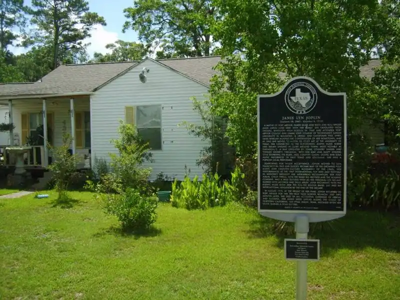 casa di janis joplin a port arthur   texas