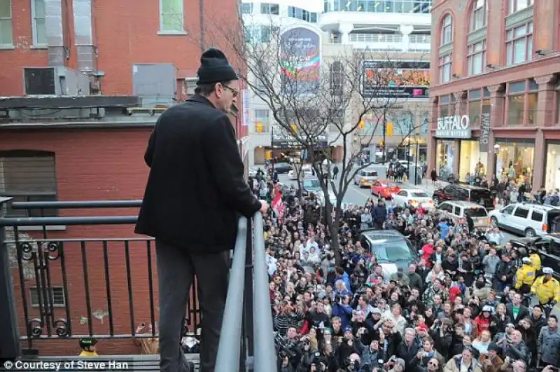 charlie sheen a toronto durante un tour nel 2011