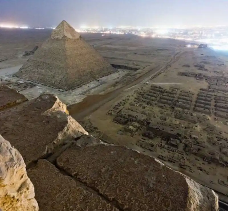 giza egitto piramidi  5