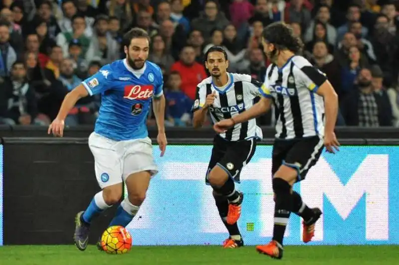 higuain b3