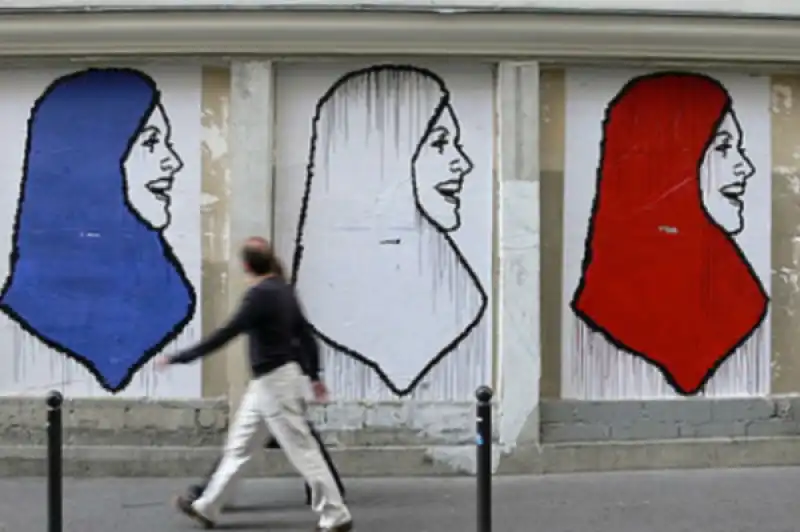 ISLAM IN FRANCIA  