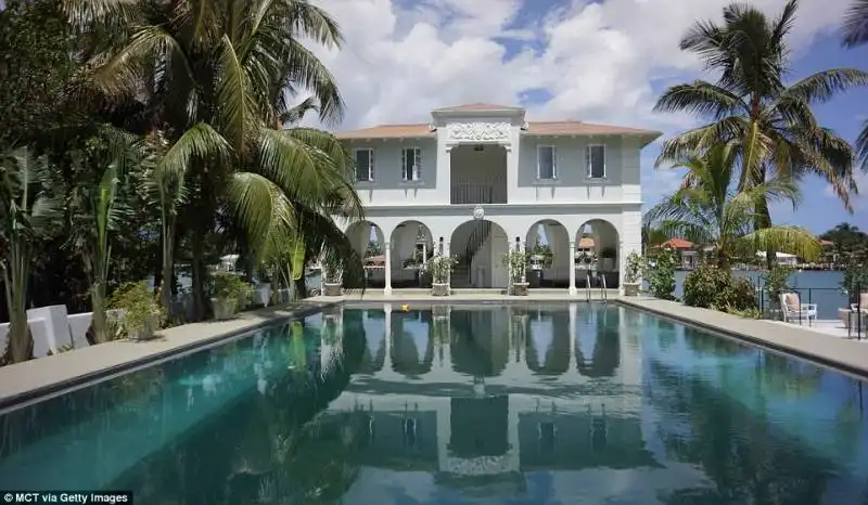 la villa restaurata di al capone a miami beach