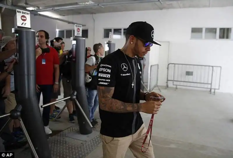 lewis hamilton 5