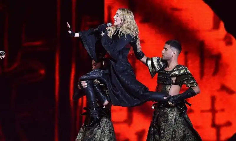 MADONNA   CONCERTO A TORINO