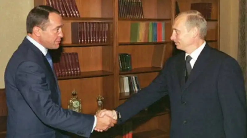 MIKHAIL LESIN E PUTIN