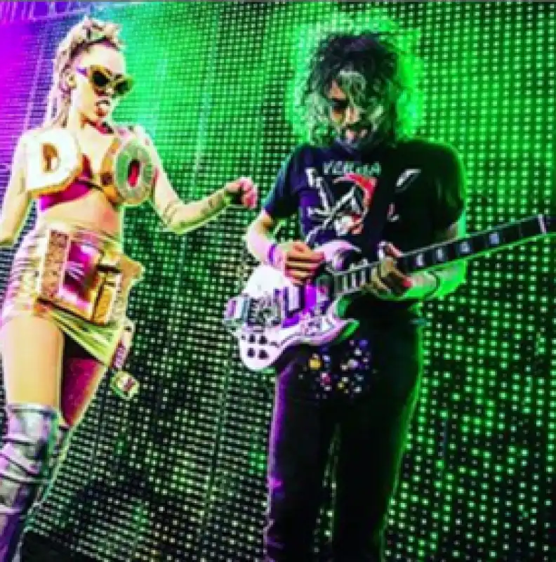 miley e flaming lips