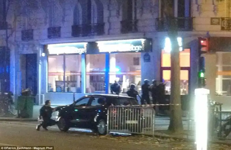 polizia al bataclan 