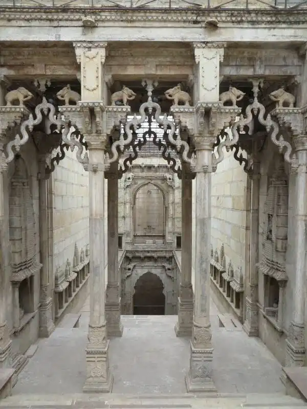 raniji ki baoli rajasthan 