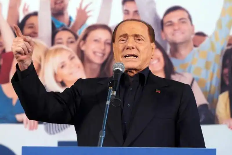 silvio berlusconi 4