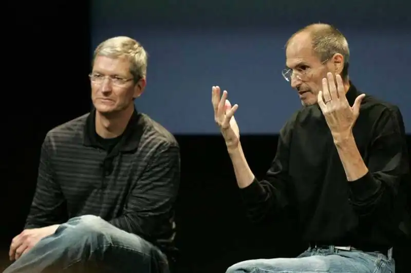 steve jobs e tim cook