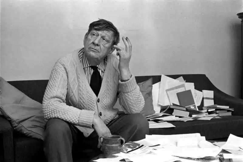 AUDEN 1