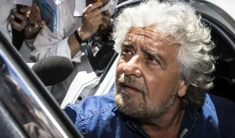 beppe grillo a palermo 