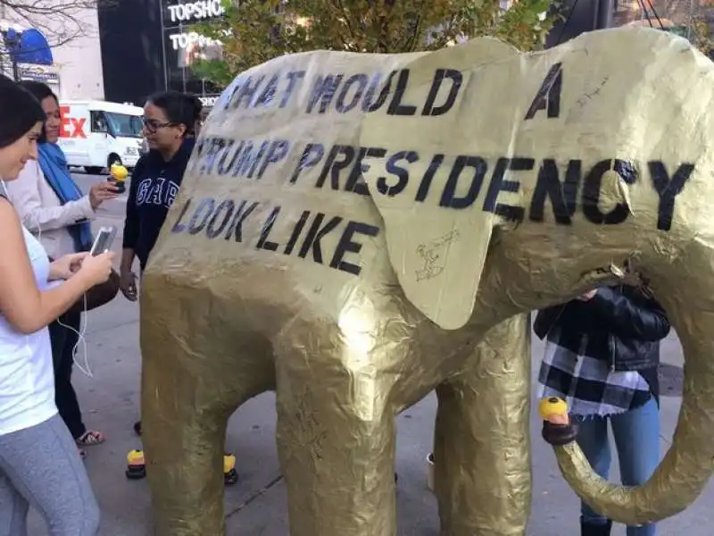 elefante antitrump