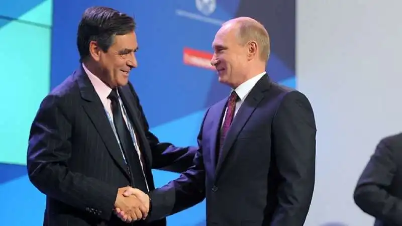 FILLON E PUTIN