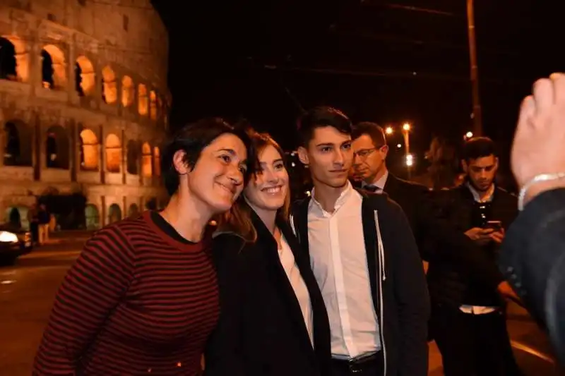 fotoricordo con maria elena boschi