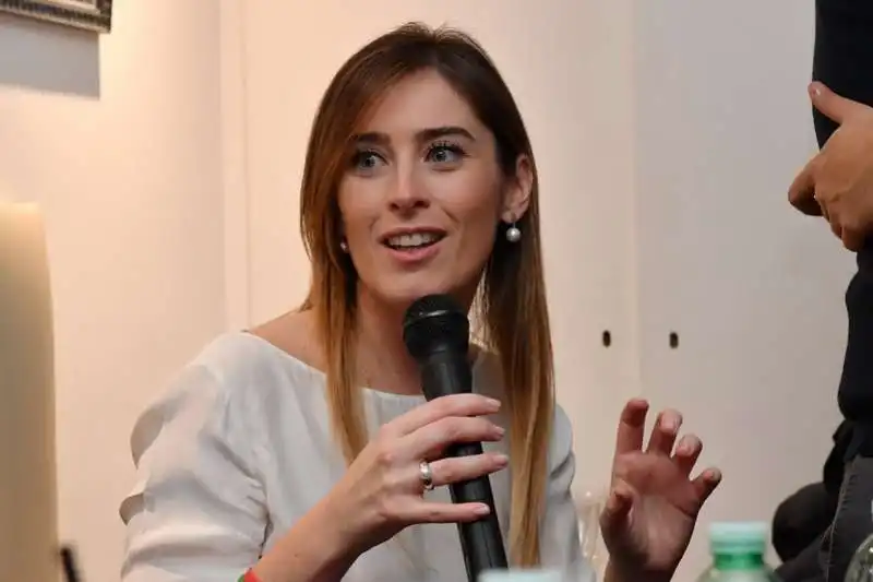 maria elena boschi (1)