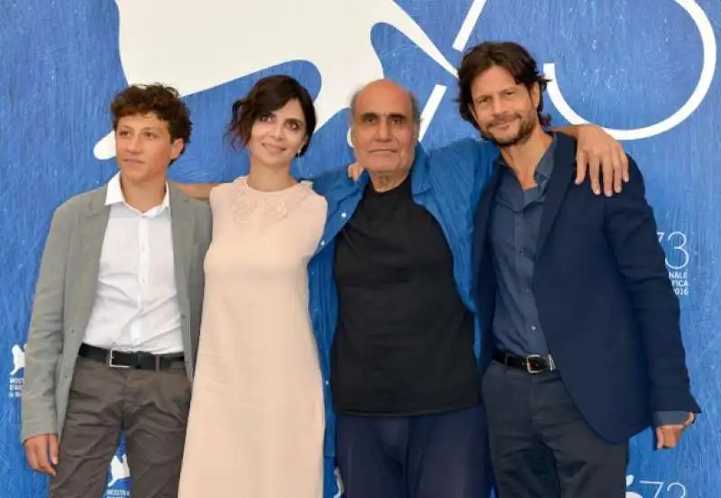 NADERI E IL CAST DI MONTE