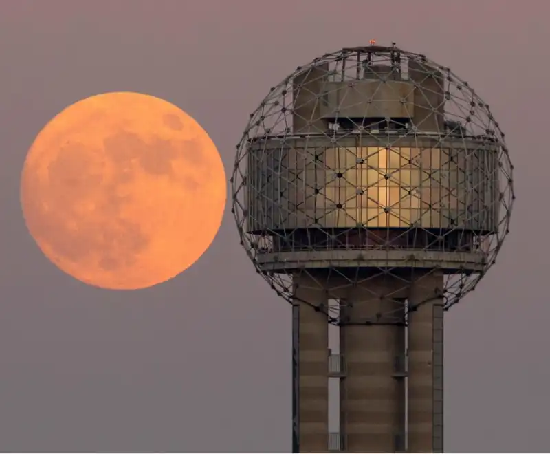 supermoon a dallas