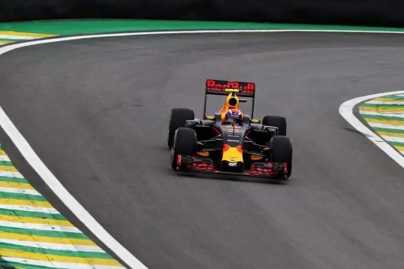 VERSTAPPEN 4